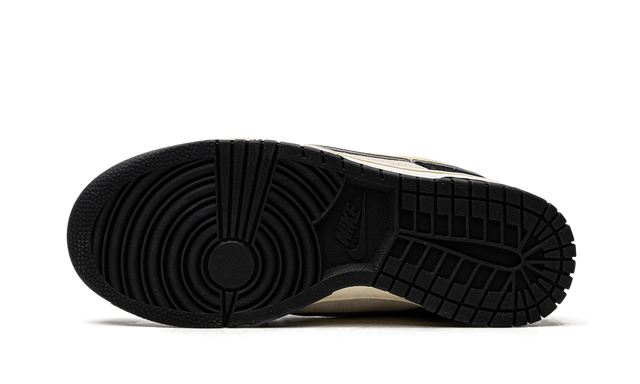 Court Low LX Black Suede Classic Team Gold