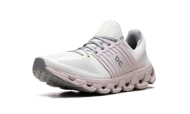 Cloud Swift 3 AD Ivory Lily