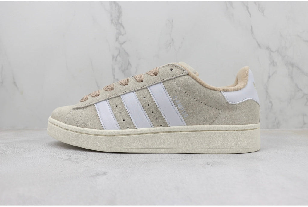 Suede Classic Trainer 00s Wonder White