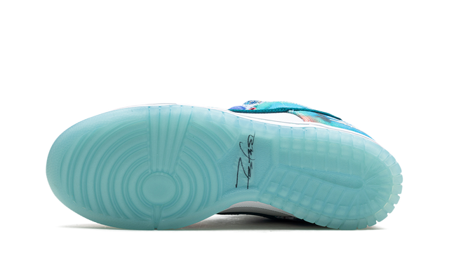 Skate Court Low Futura Laboratories Bleached Aqua