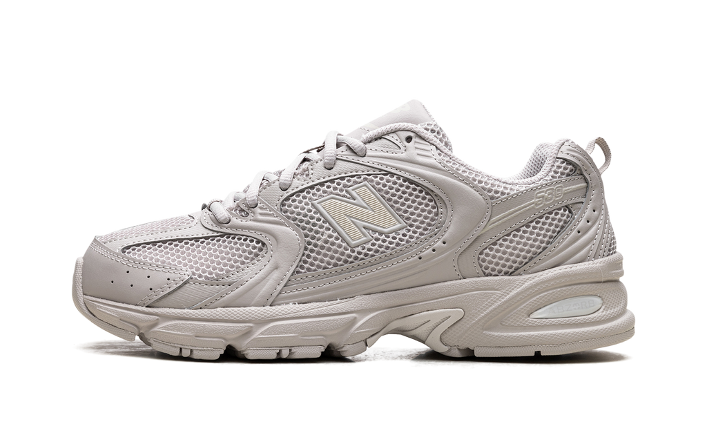 Runner 530 Moonrock Moonbeam
