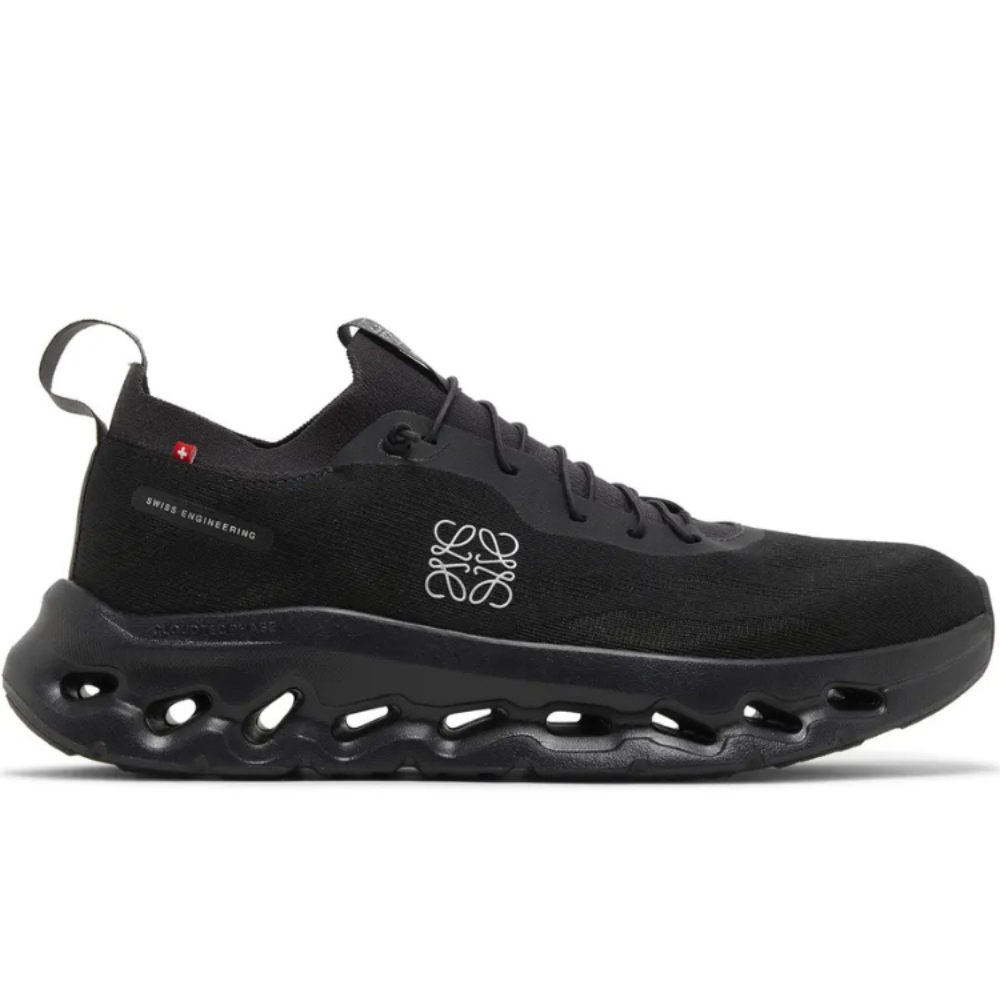 On x LOEWE Cloud Tilt'Black'
