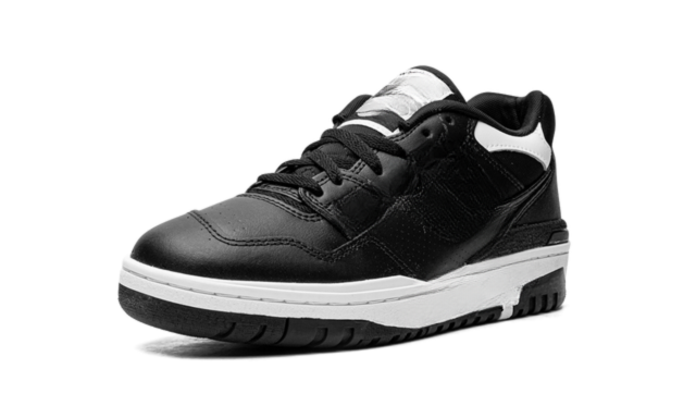 Court 550 Black White