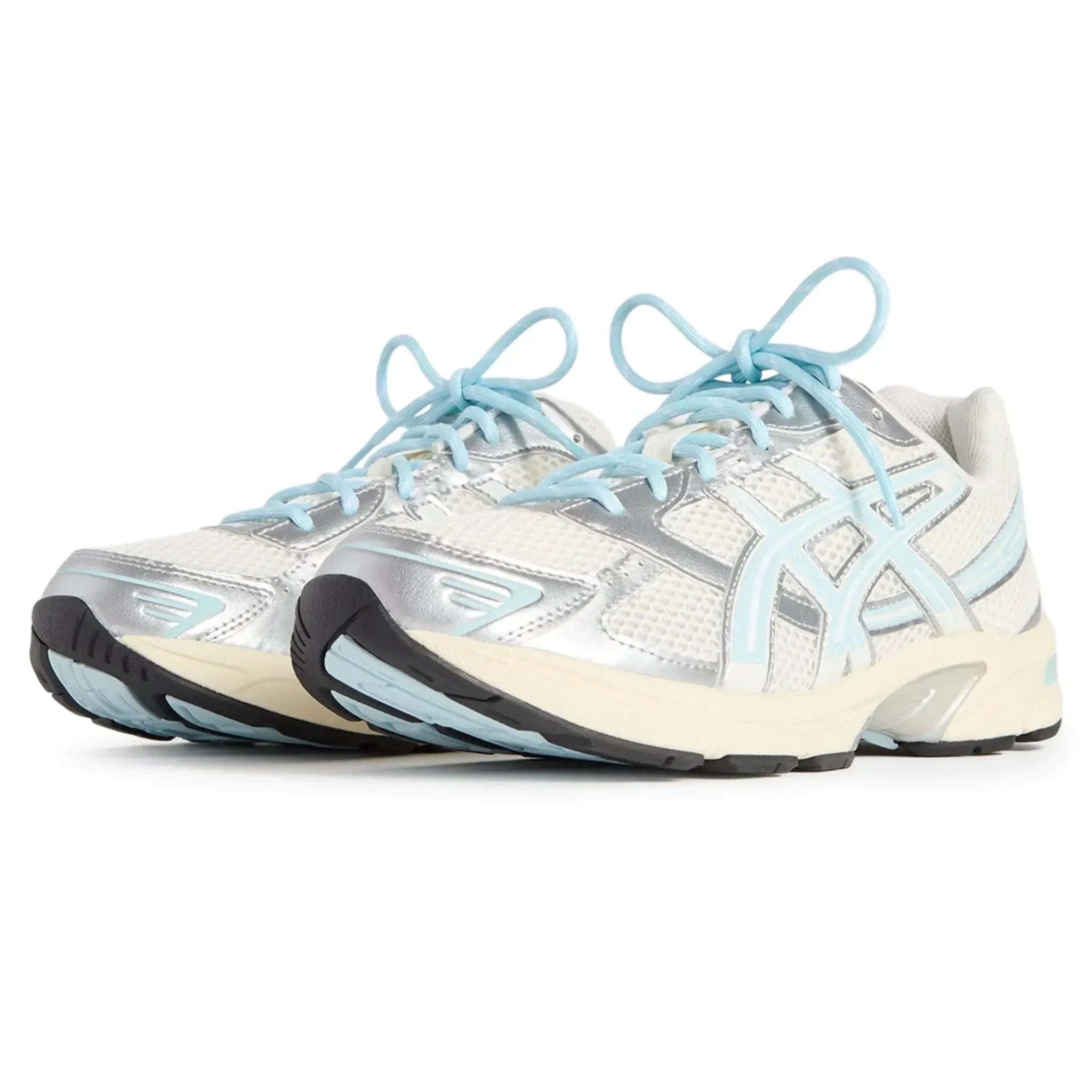 Gel-1130 x Kith Cream Starlight Blue