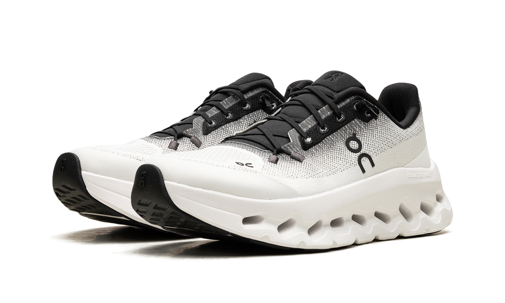 Cloud Tilt Black/Ivory
