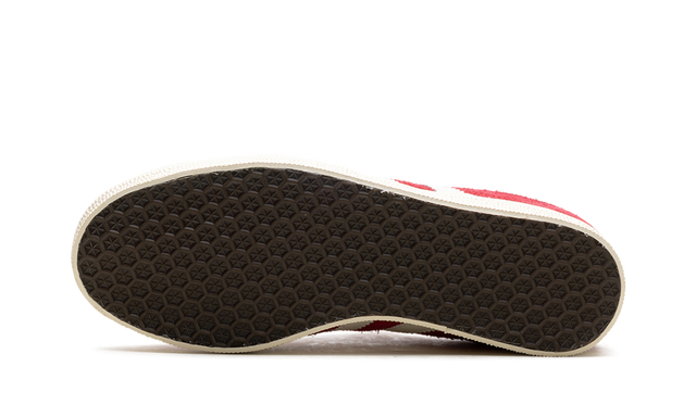 Vintage Trainer Team Victory Red Cream White