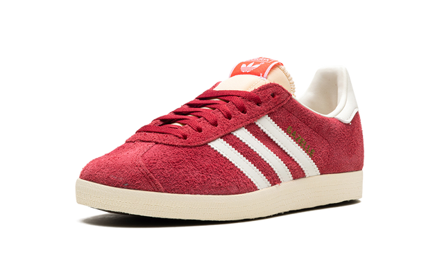 Vintage Trainer Team Victory Red Cream White