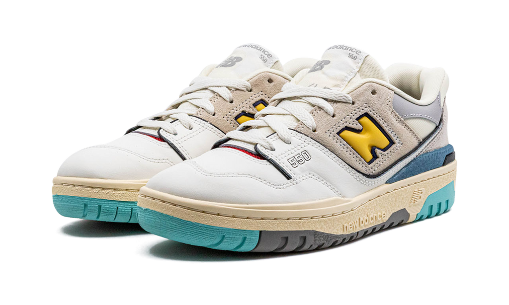 Court 550 Sea Salt Yellow