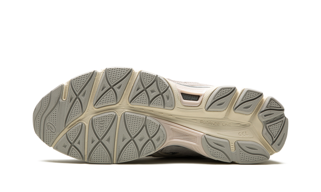 Gel City cream/oyster Grey