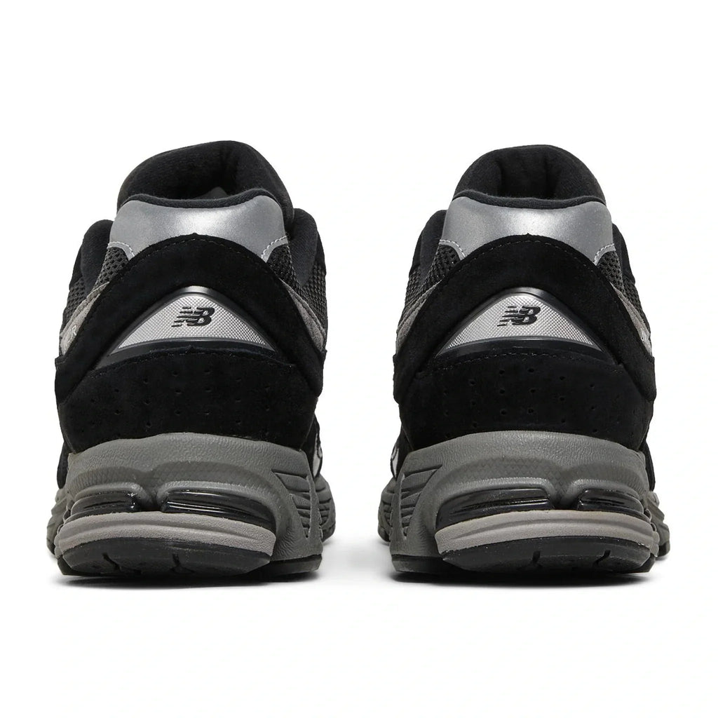 Tech 2002 Black Dark Grey White