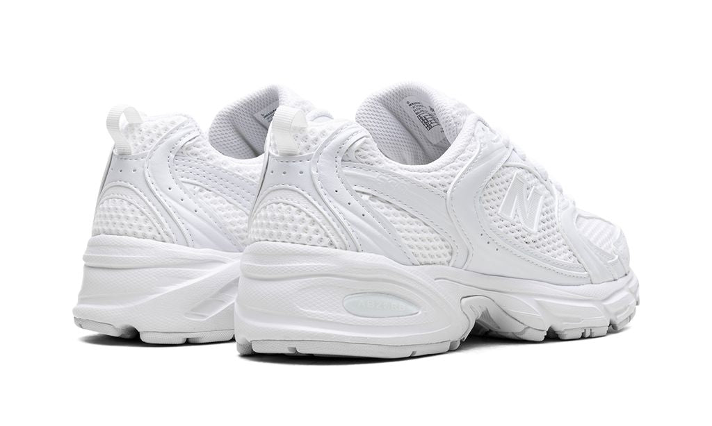 Runner 530 Triple White