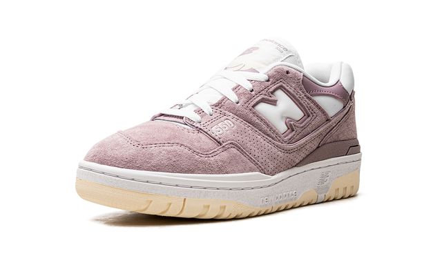 Court 550 Lilac Chalk