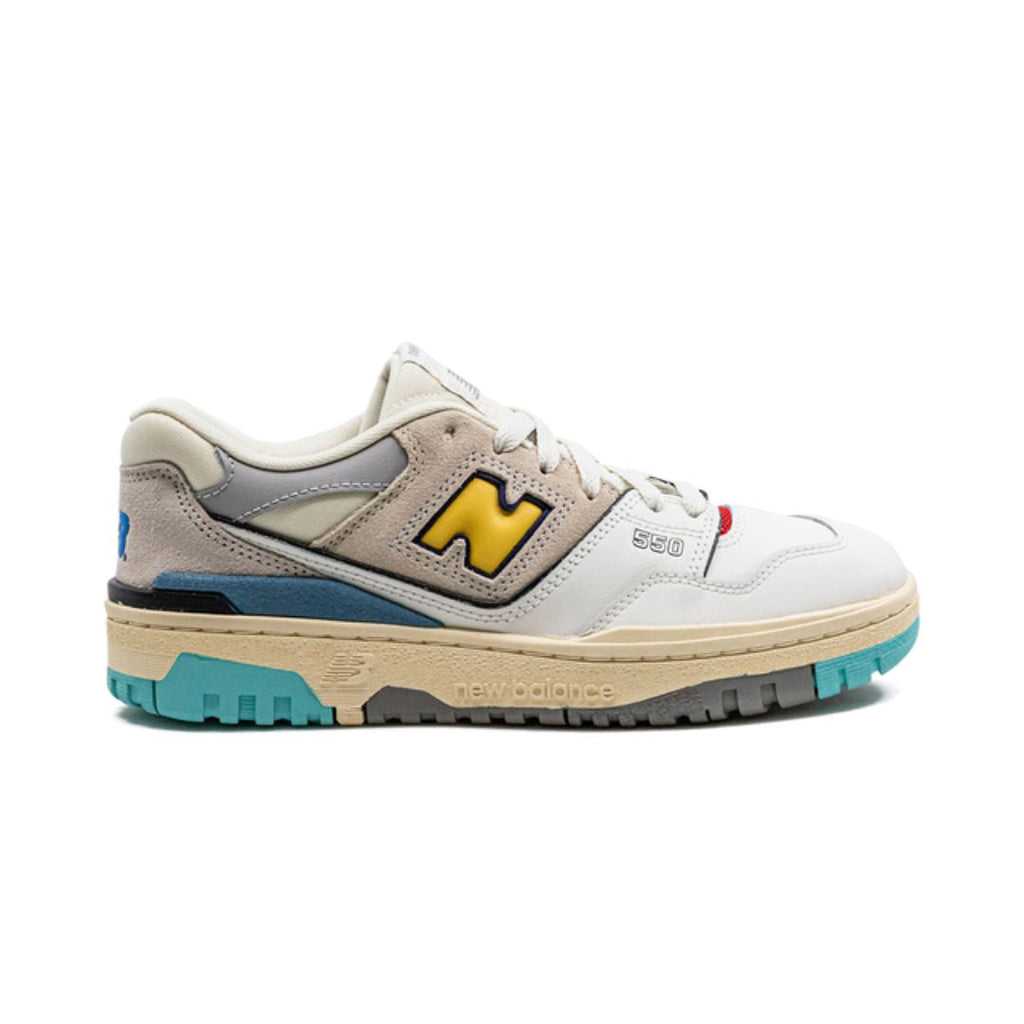 Court 550 Sea Salt Yellow