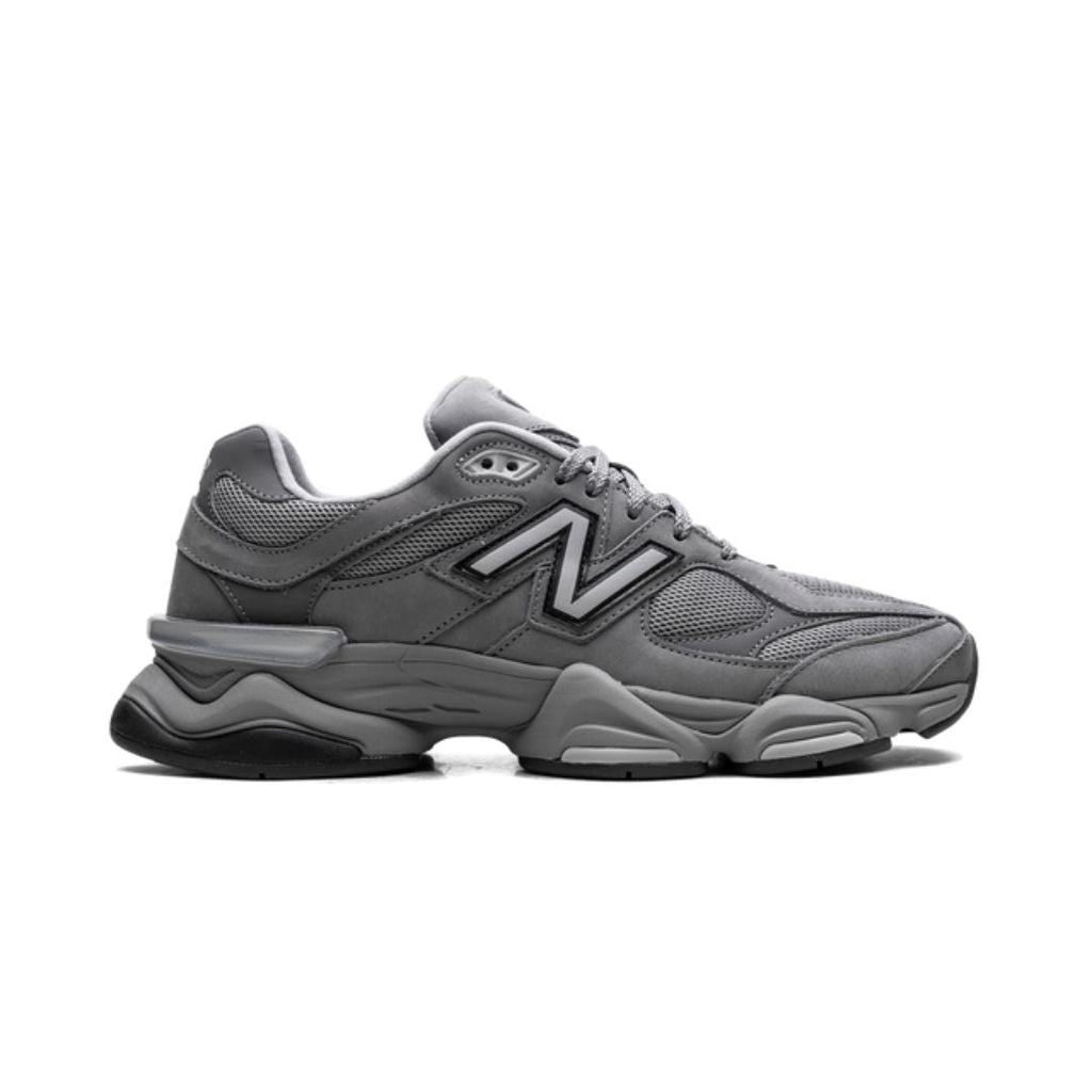 Tech 9060 Team Away Grey