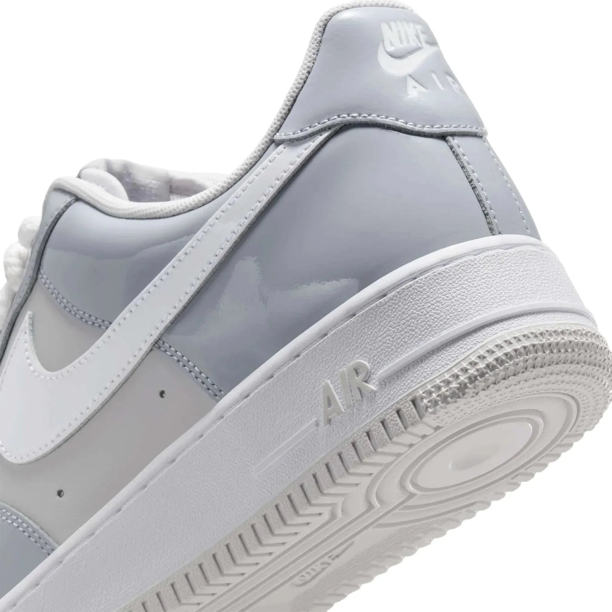Classic Court 1 Low'07 LV8 Wolf Grey Patent