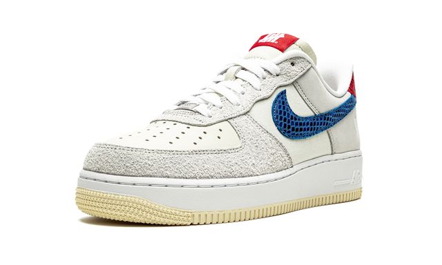 Classic Court 1 Low SP 5 On It Court vs. AF1