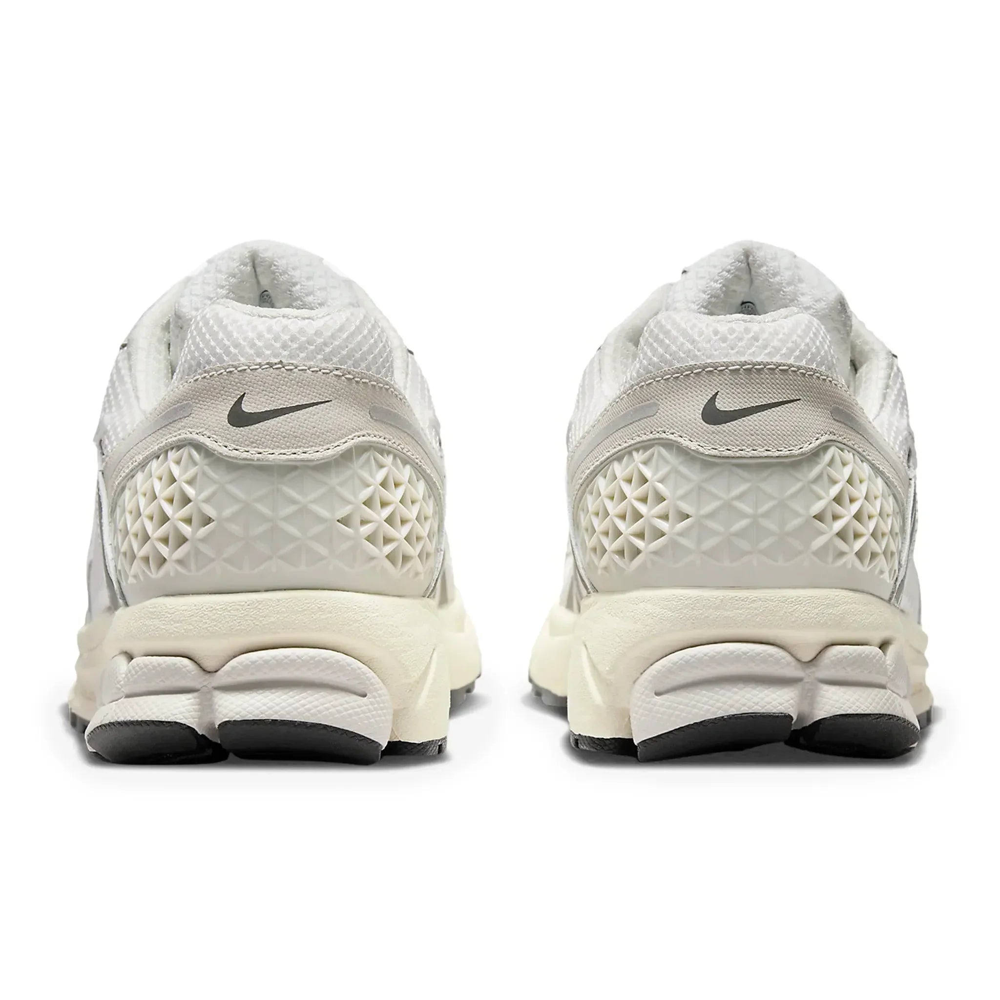 Air Zoom Cushion Runner 5 Platinum Tint