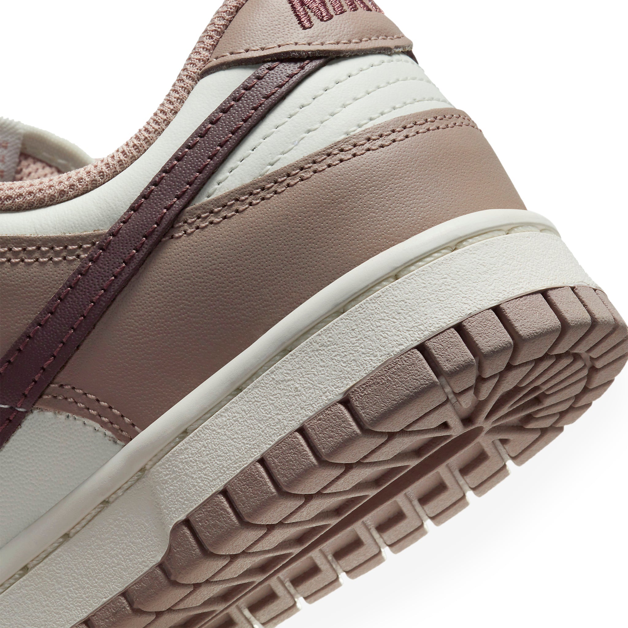 Court Low Diffused Taupe (W)