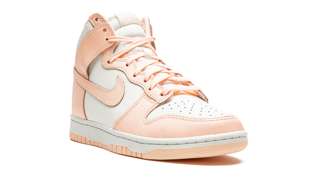 Court High Crimson Tint