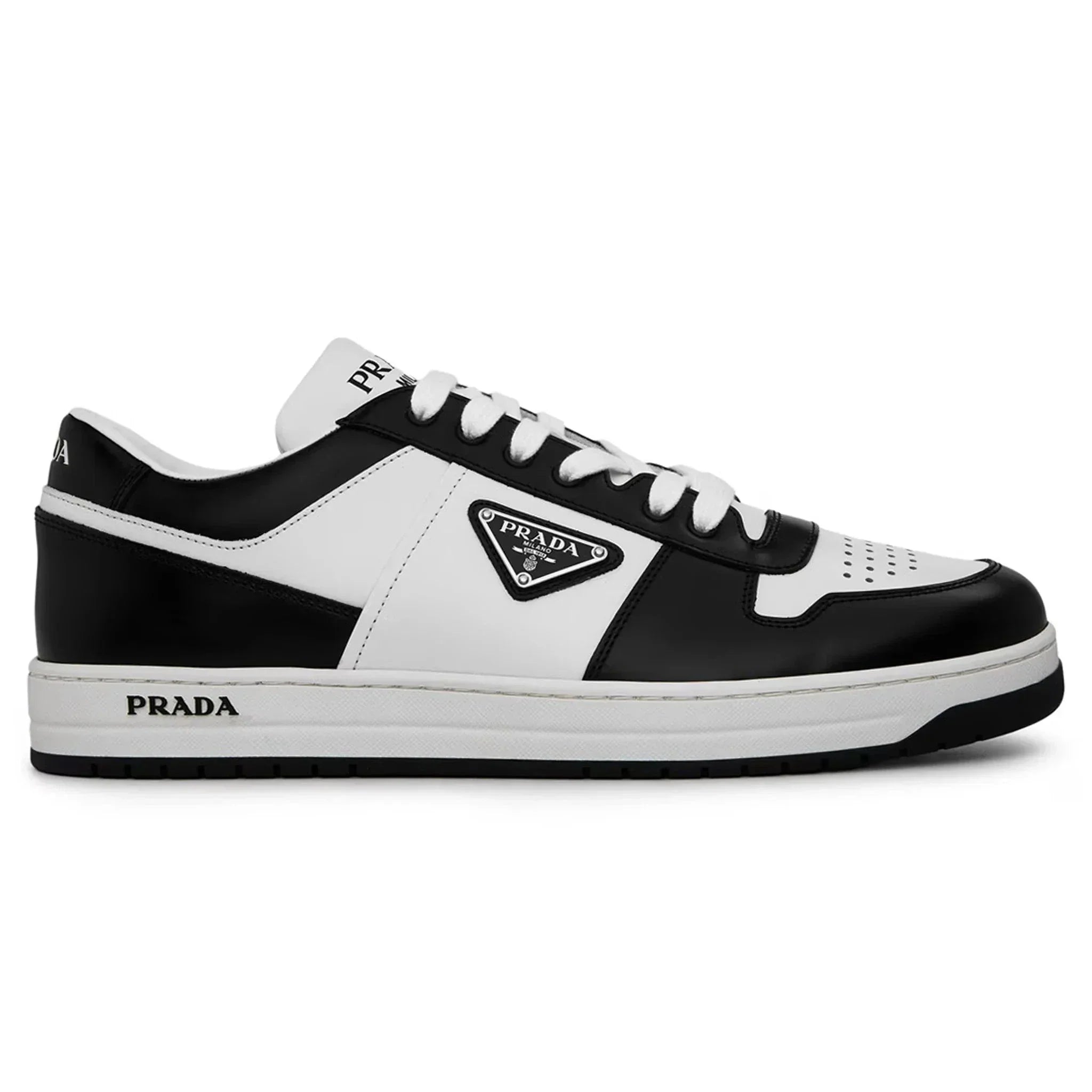 Downtown Leather Low Top White Black Sneaker