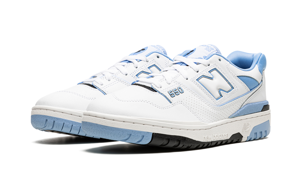 Court 550 White Carolina Blue