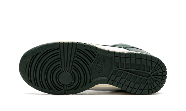 Court Low Vintage Green