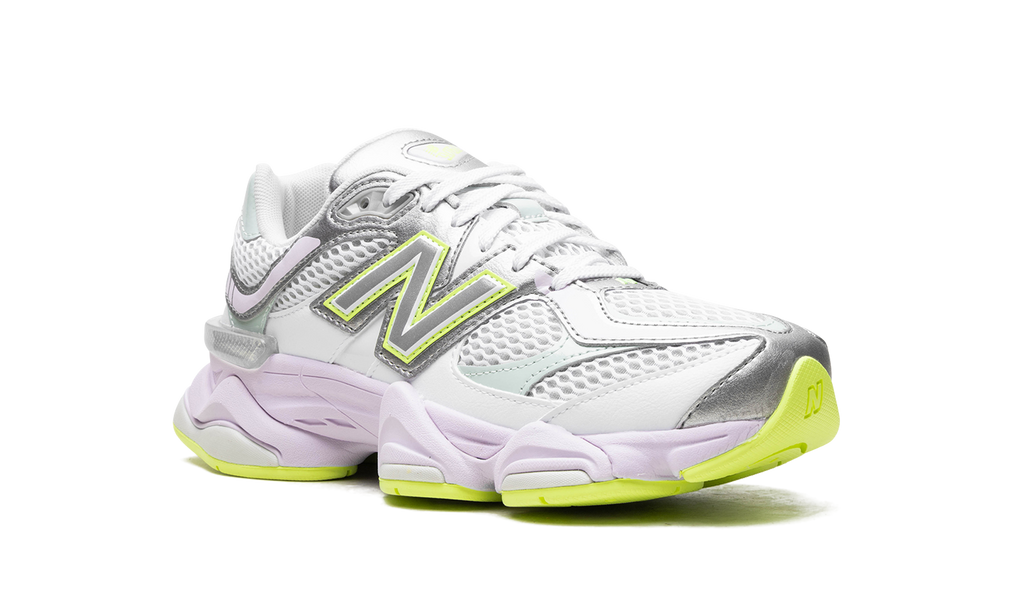 Tech 9060 White Silver Metalic Taro